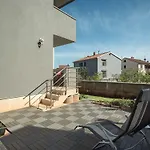 Elviana Apartamento