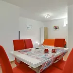 Elviana Apartamento