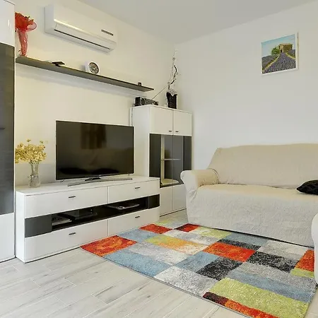 Appartement Elviana *