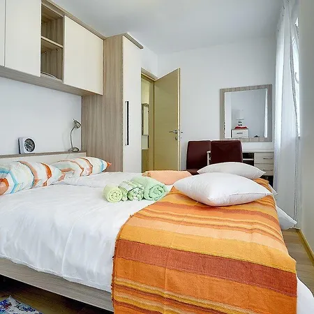 Apartment Elviana