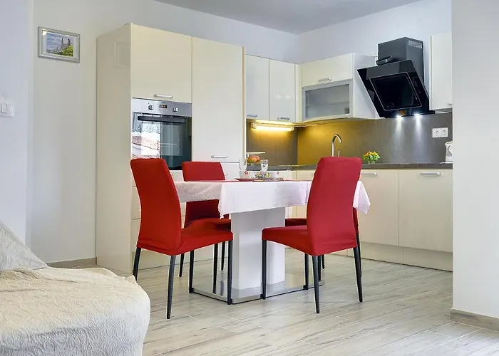 Elviana * Πούλα