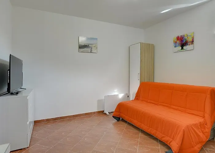 Apartment Elviana *
