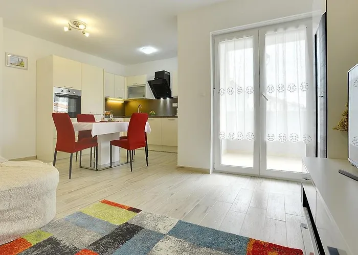 Apartment Elviana Pula